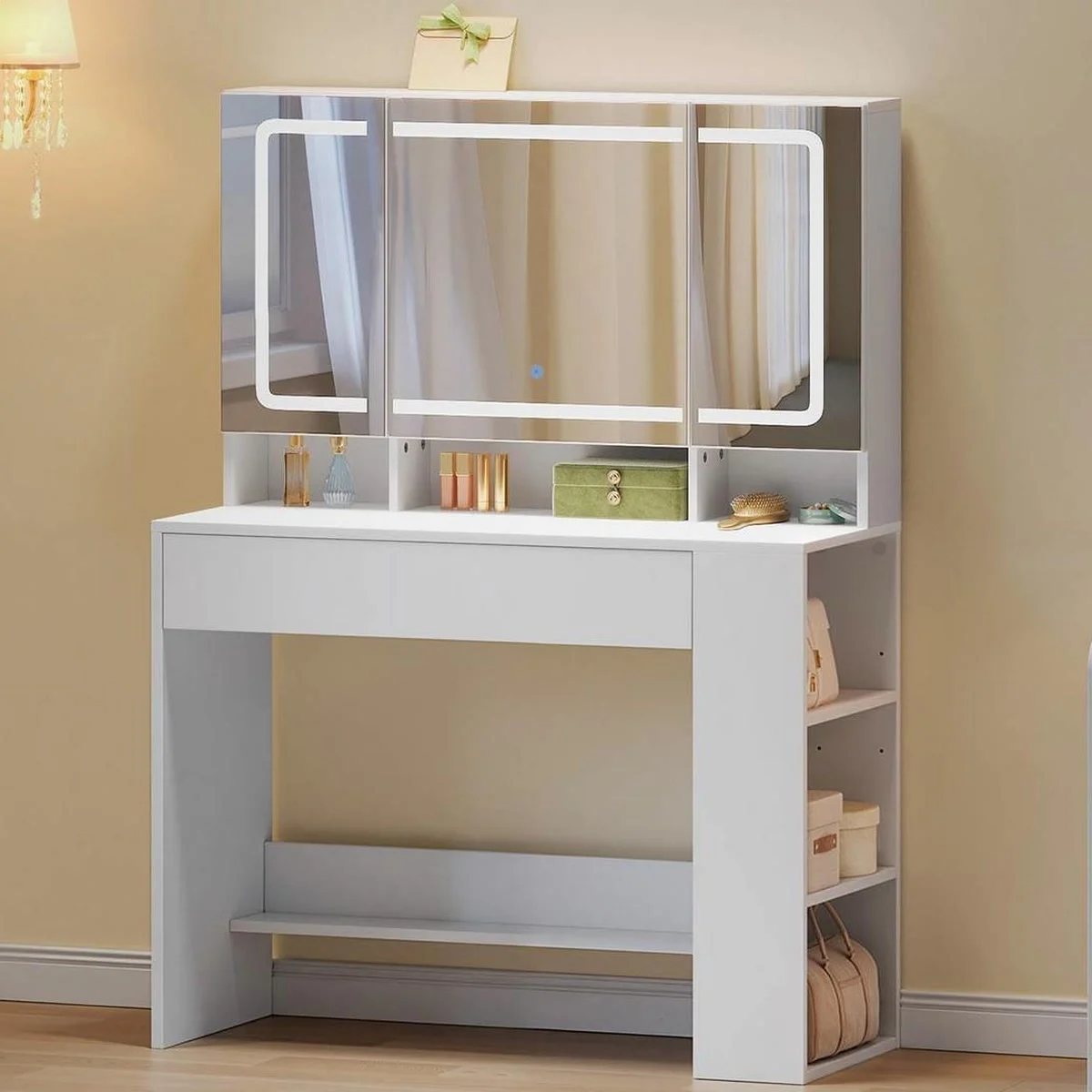 Coiffeuse blanche de 90 cm, miroir 3 volets allumé, étagère de côté