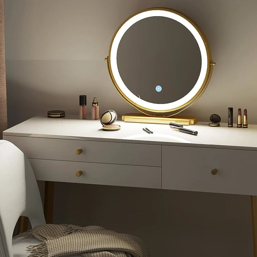Le miroir rond allumé, réglé d’une touche